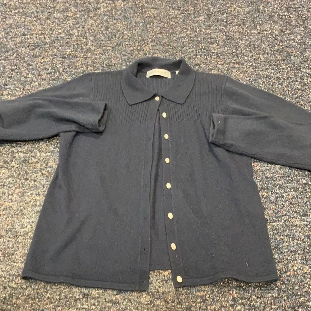 Amanda Smith Button Down Cardigan sz. S